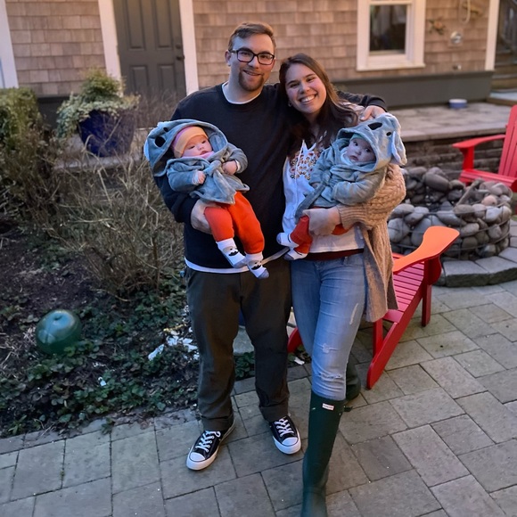 Meet your Posher, Hailey - Picture 2 of 2